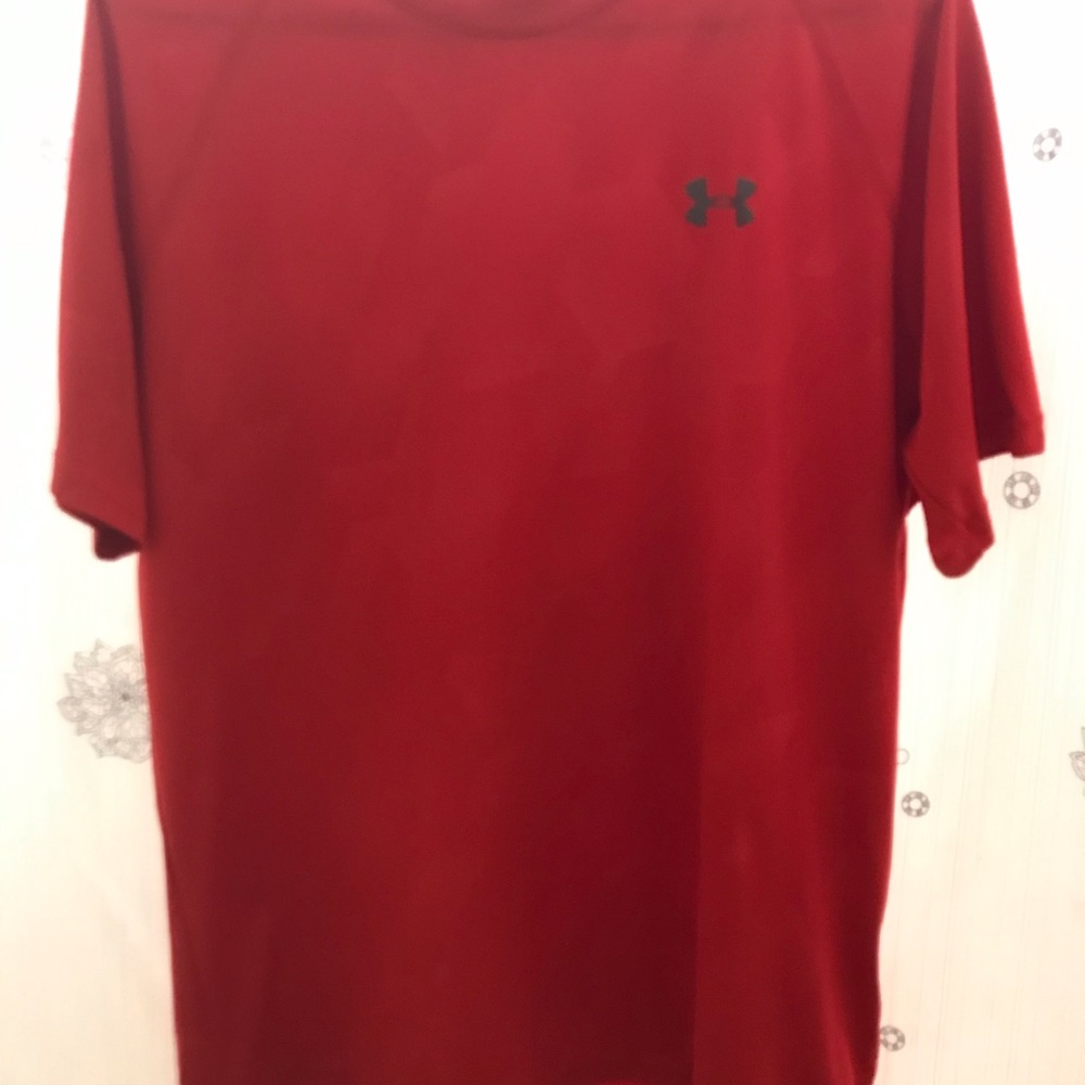 Very good quality Under Armor shirt